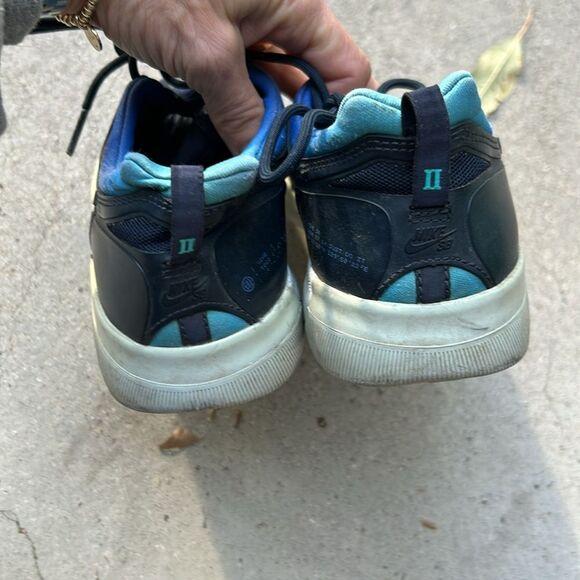 Nike SB Nyjah Free 2 Good Condition Dark Obsidian Hyper Jade Black size 8 - Picture 6 of 9